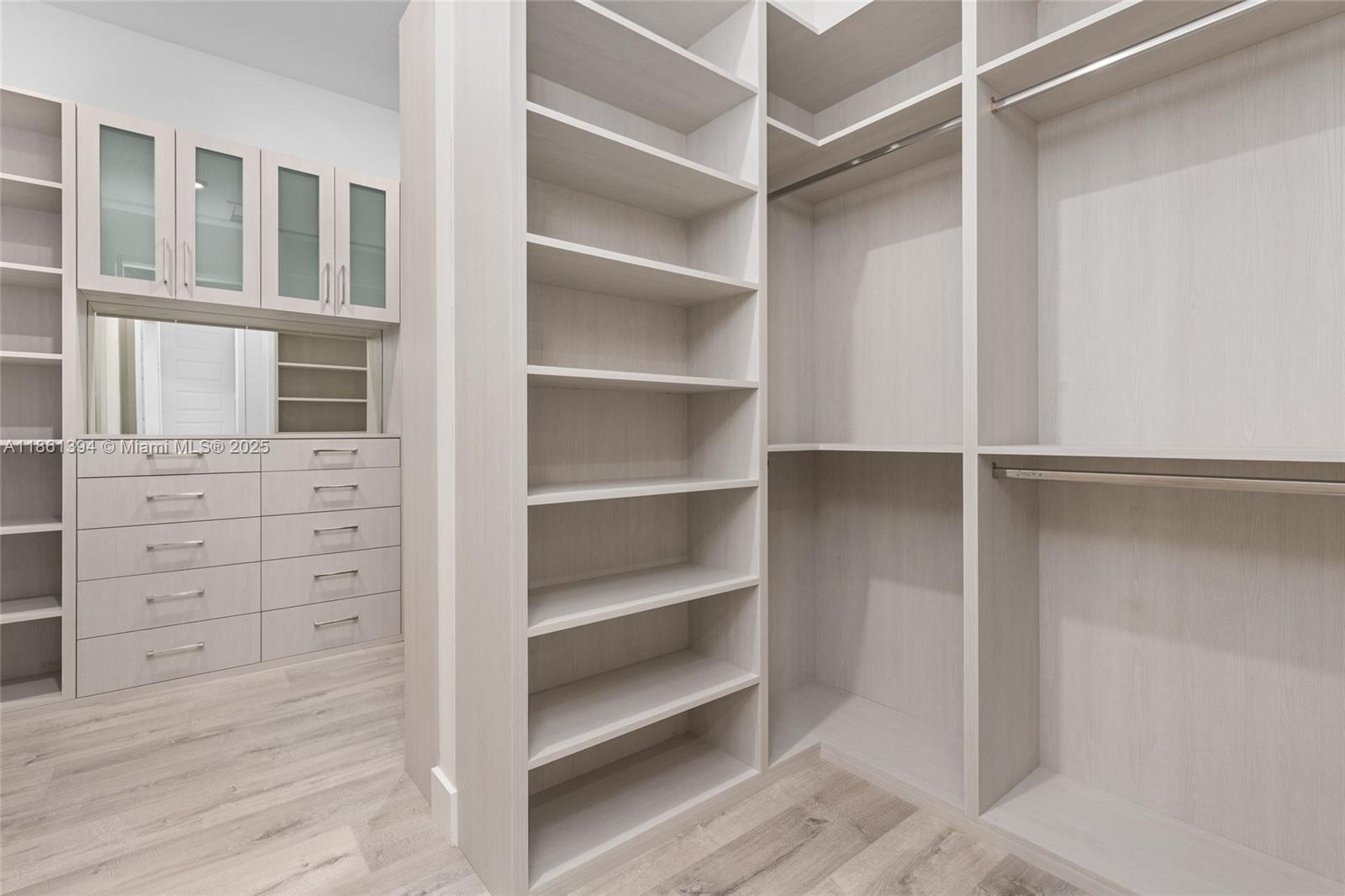 SIERRA ESTATES - Residential