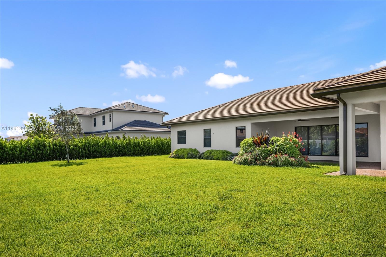 SIERRA ESTATES - Residential