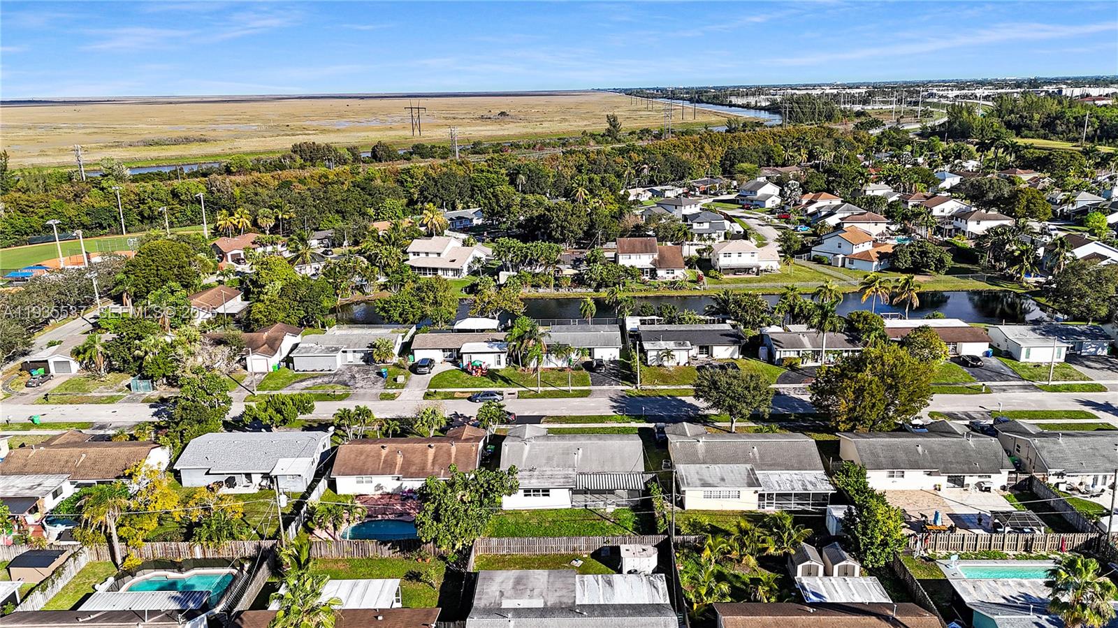 SUNRISE GOLF VLG SEC 24 - Residential