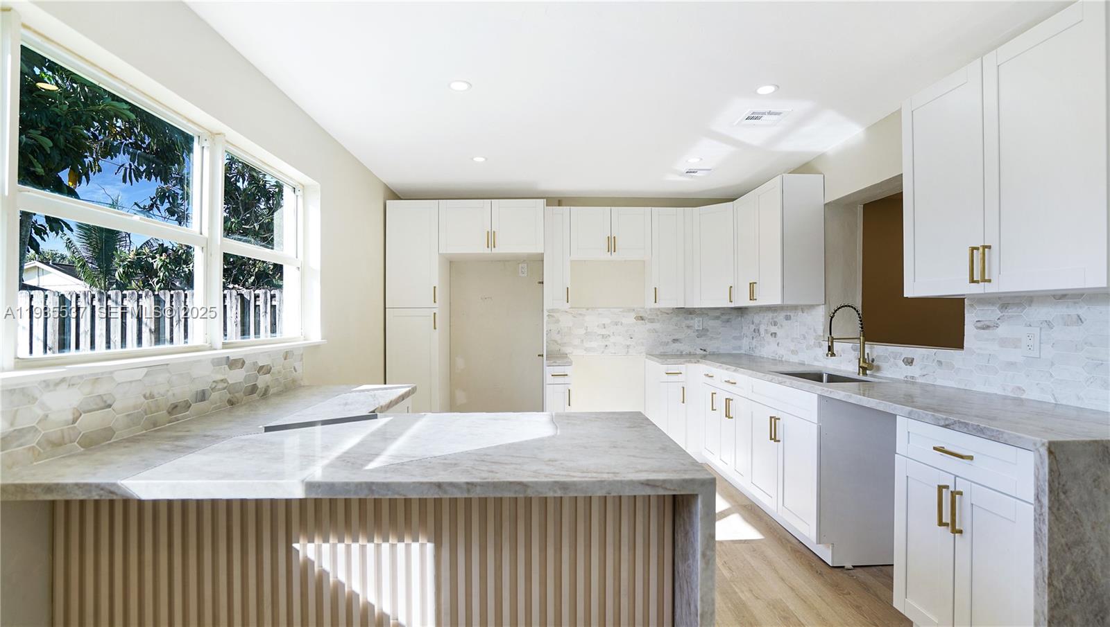 SUNRISE GOLF VLG SEC 24 - Residential