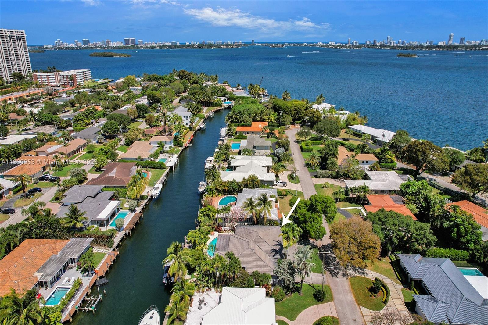 MIAMI SHORES BAY PK ESTAT - Residential