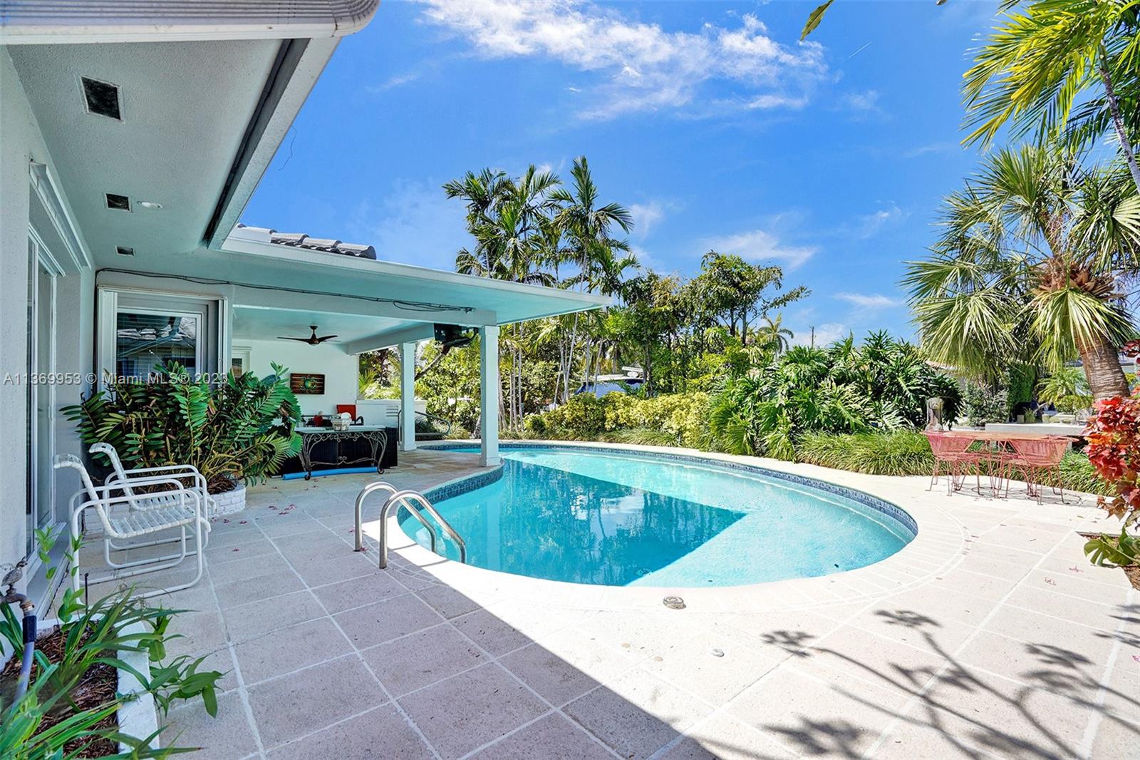 MIAMI SHORES BAY PK ESTAT - Residential