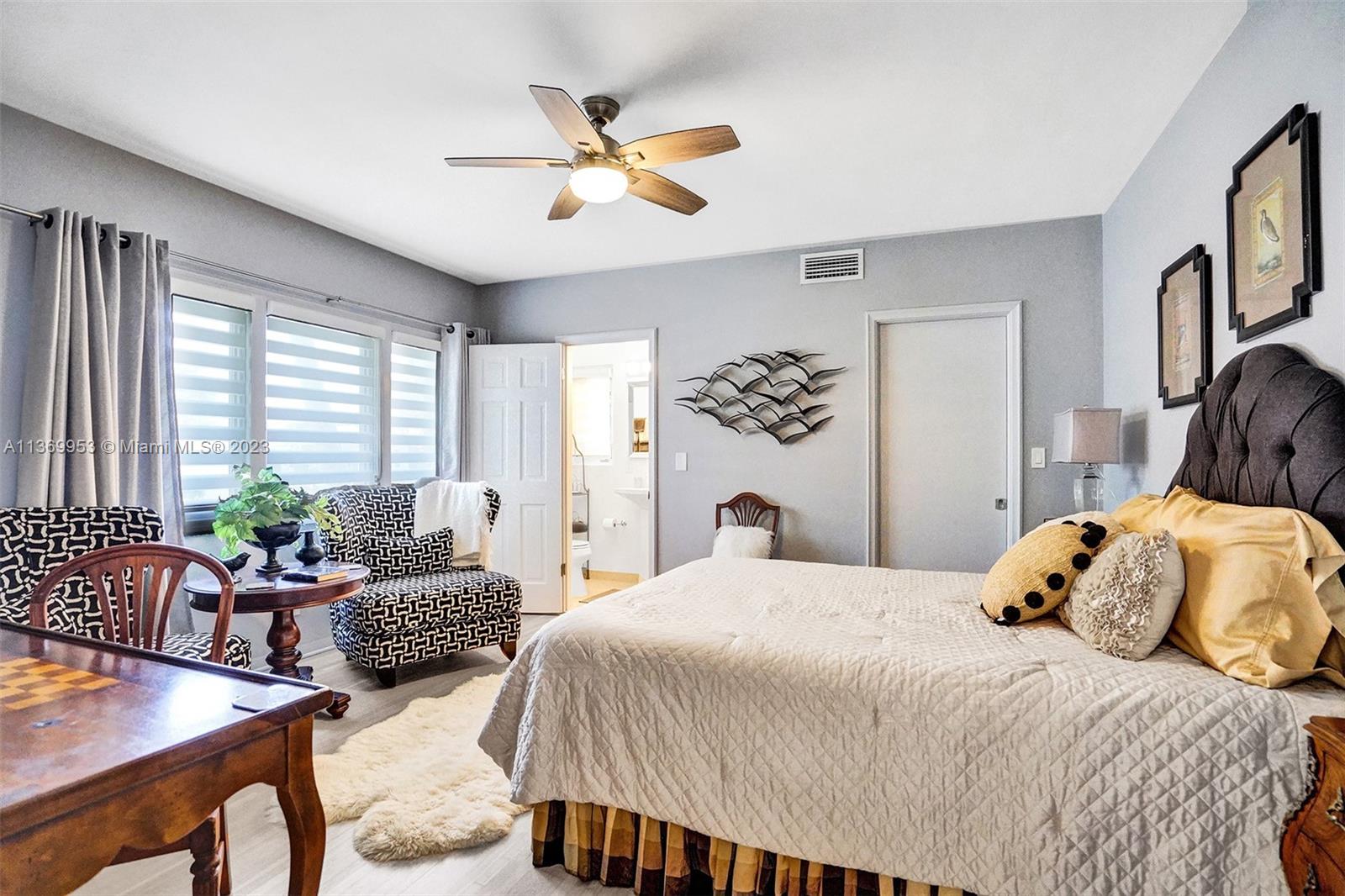 MIAMI SHORES BAY PK ESTAT - Residential