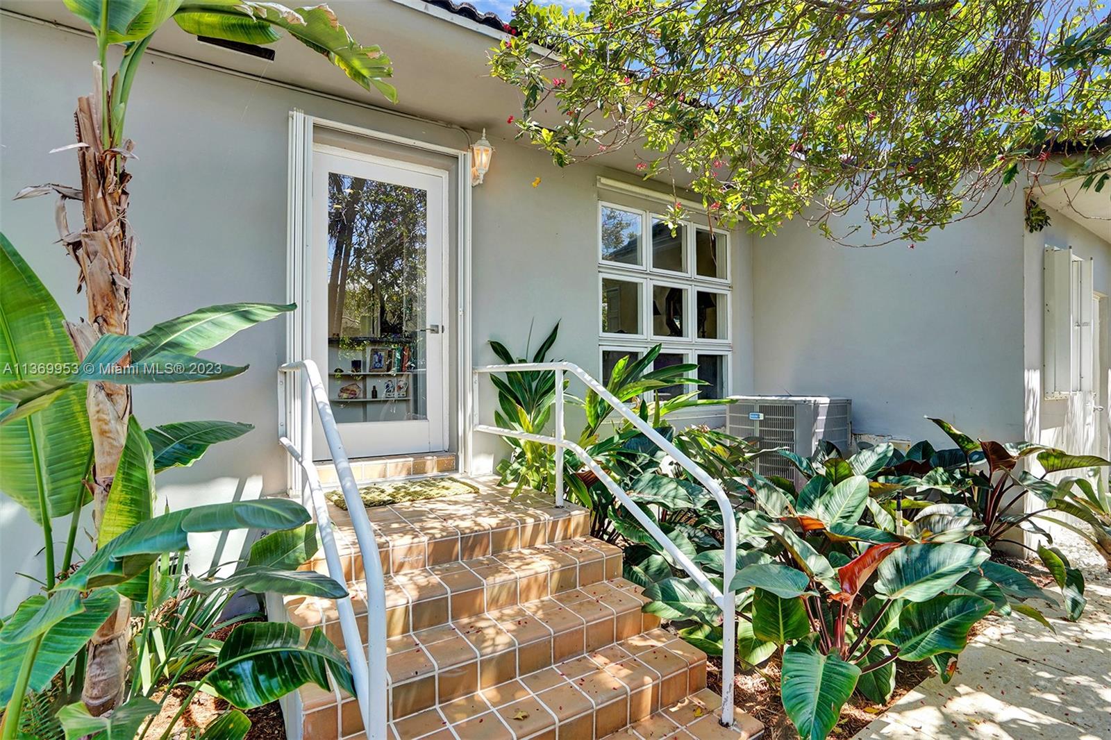 MIAMI SHORES BAY PK ESTAT - Residential