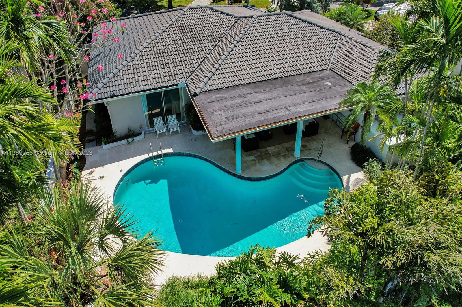 MIAMI SHORES BAY PK ESTAT - Residential