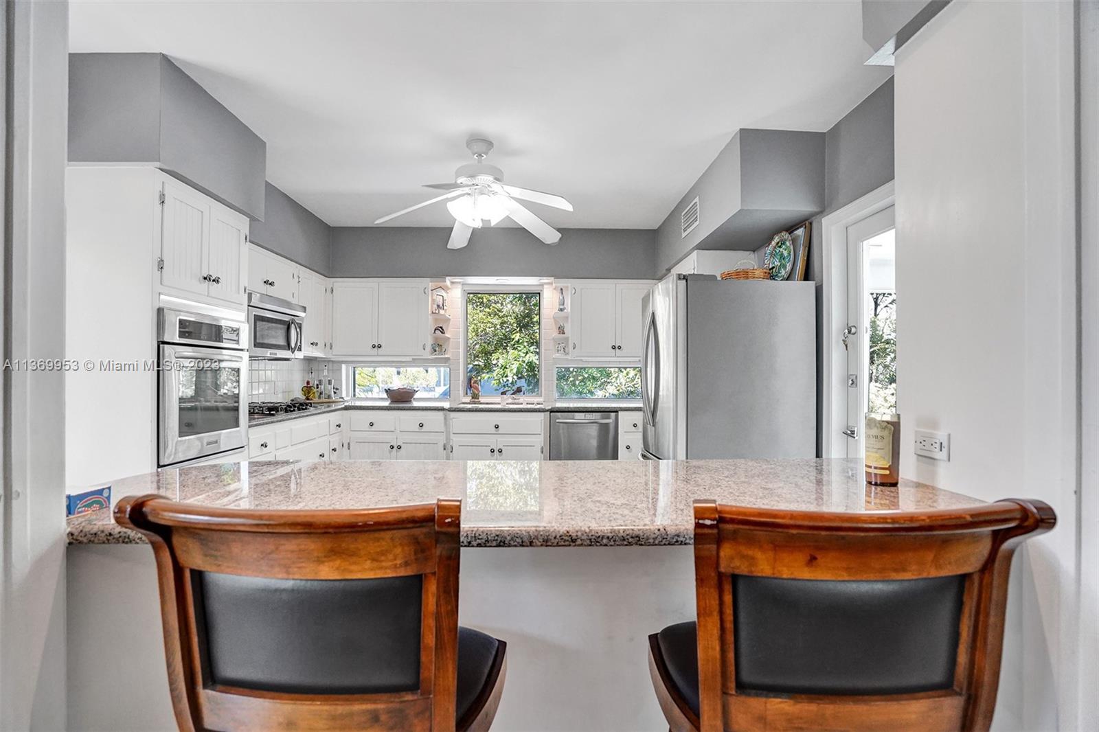 MIAMI SHORES BAY PK ESTAT - Residential