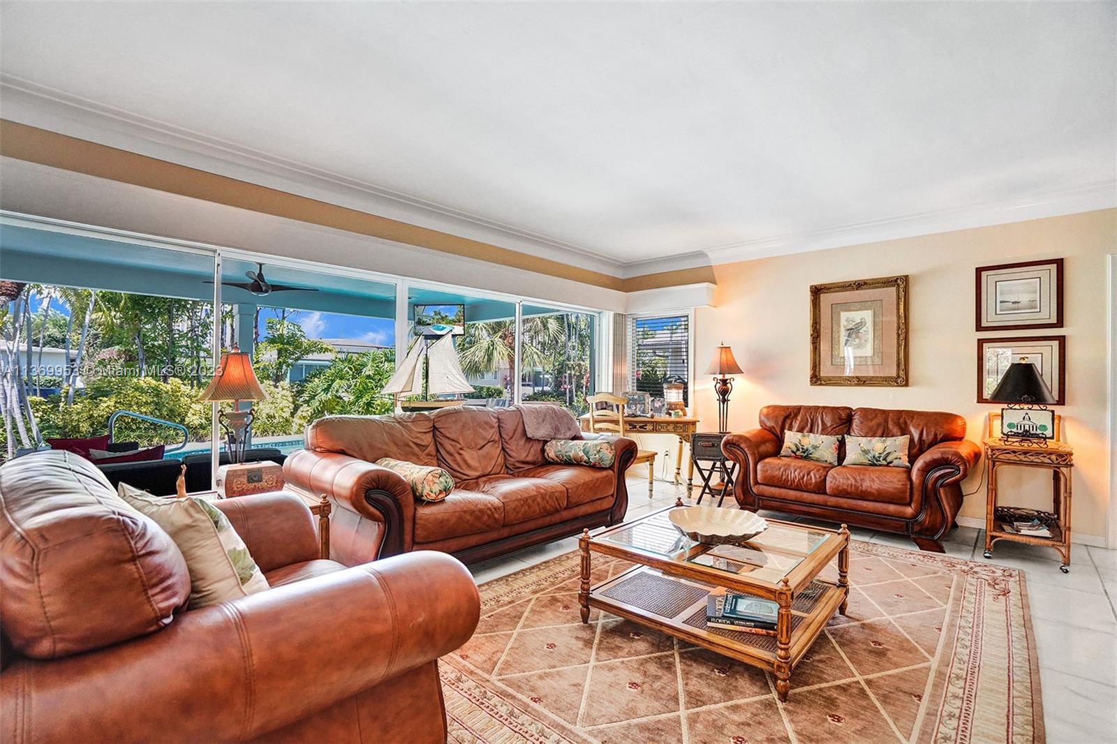 MIAMI SHORES BAY PK ESTAT - Residential