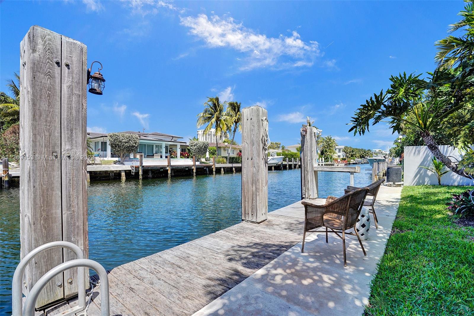 MIAMI SHORES BAY PK ESTAT - Residential