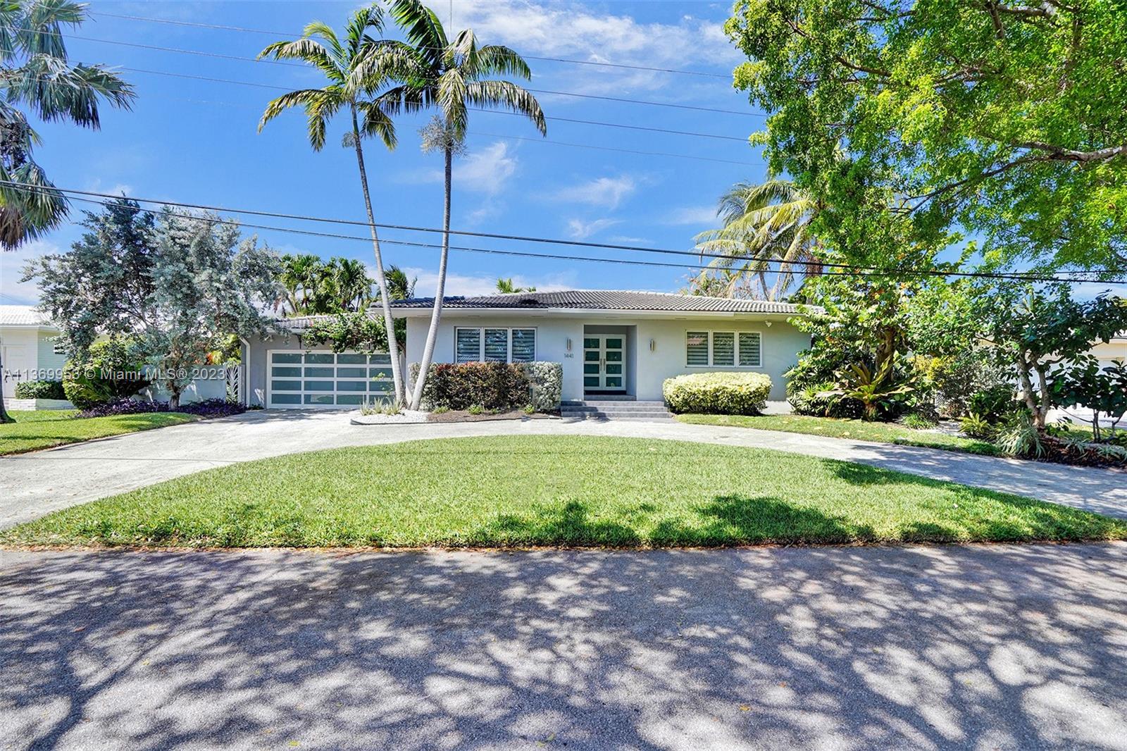 MIAMI SHORES BAY PK ESTAT - Residential