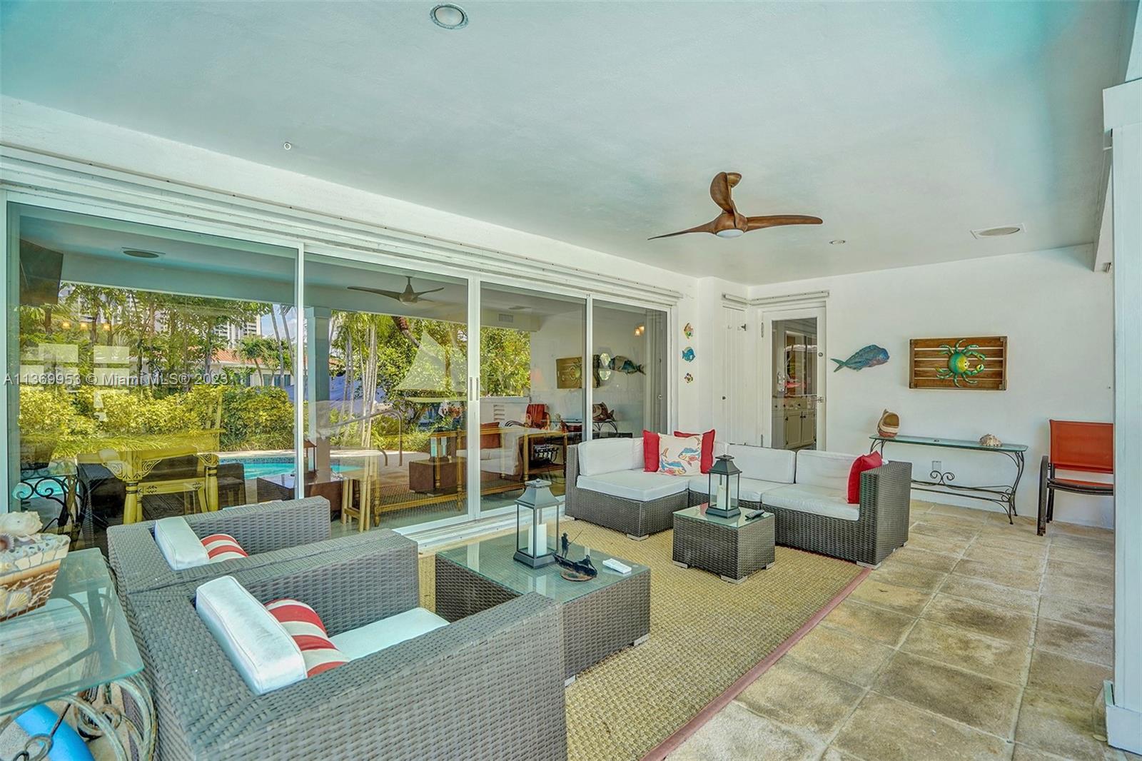 MIAMI SHORES BAY PK ESTAT - Residential