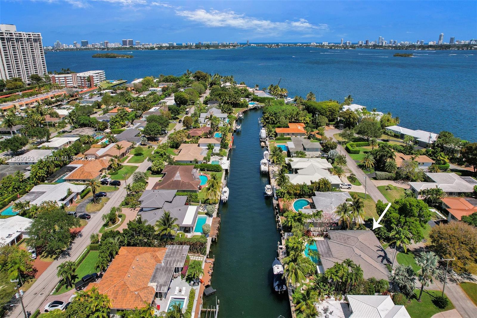 MIAMI SHORES BAY PK ESTAT - Residential
