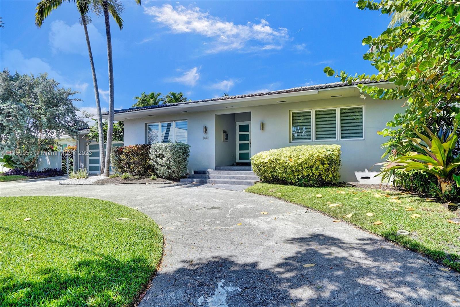 MIAMI SHORES BAY PK ESTAT - Residential