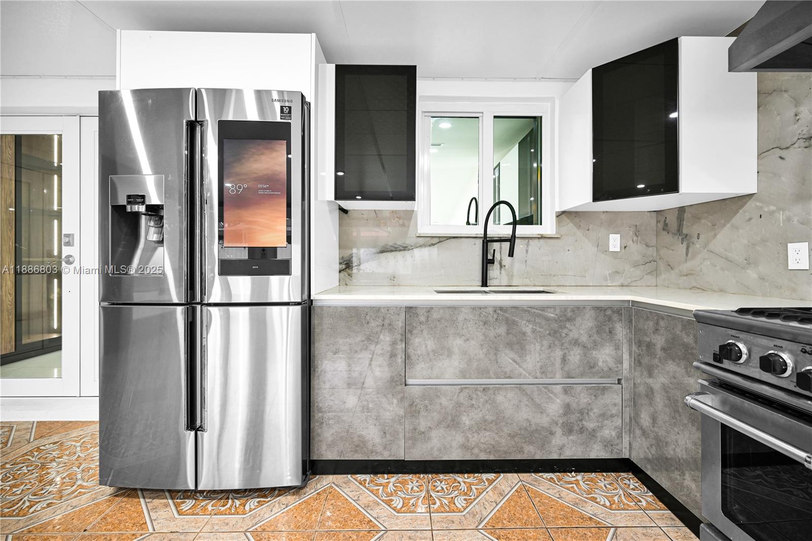 BIRD ESTATES - Residential Lease