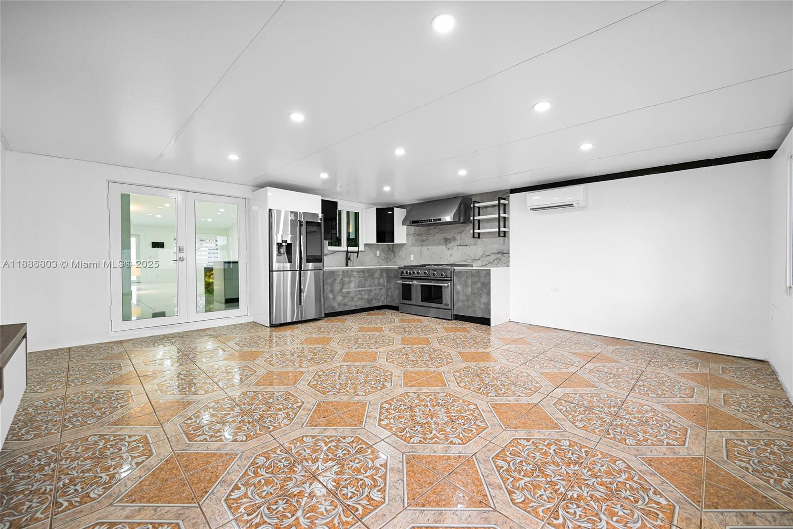 BIRD ESTATES - Residential Lease