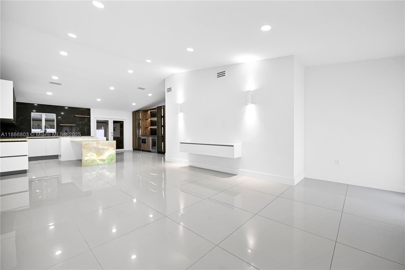 BIRD ESTATES - Residential Lease