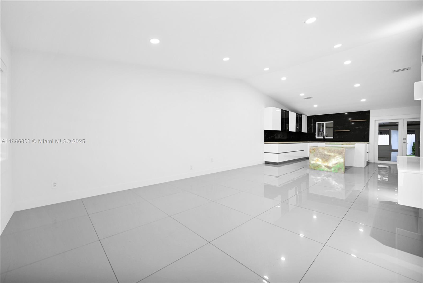 BIRD ESTATES - Residential Lease