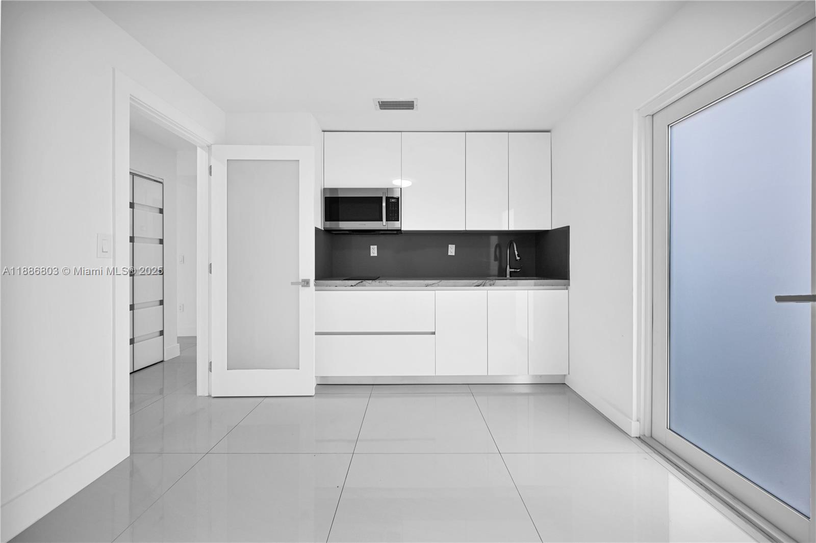 BIRD ESTATES - Residential Lease