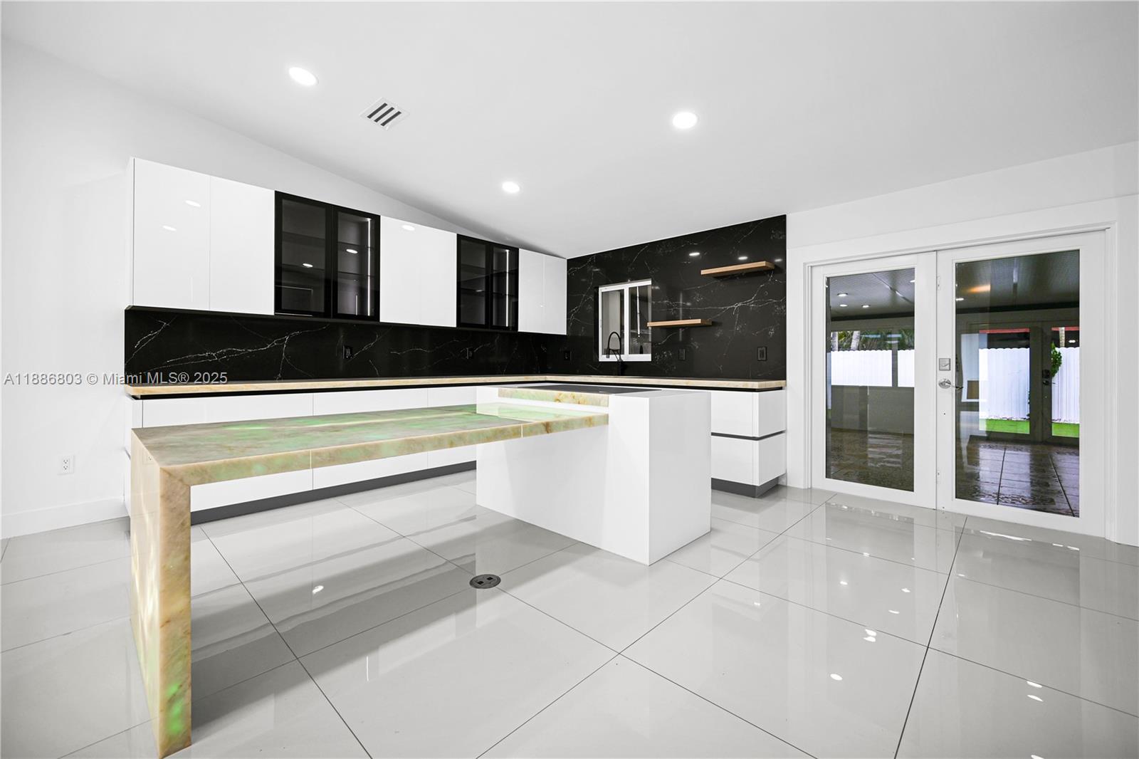 BIRD ESTATES - Residential Lease