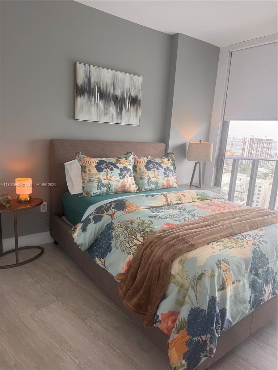 3401 MIDTOWN CONDO - Residential Lease