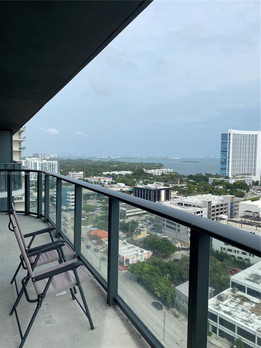 3401 MIDTOWN CONDO - Residential Lease