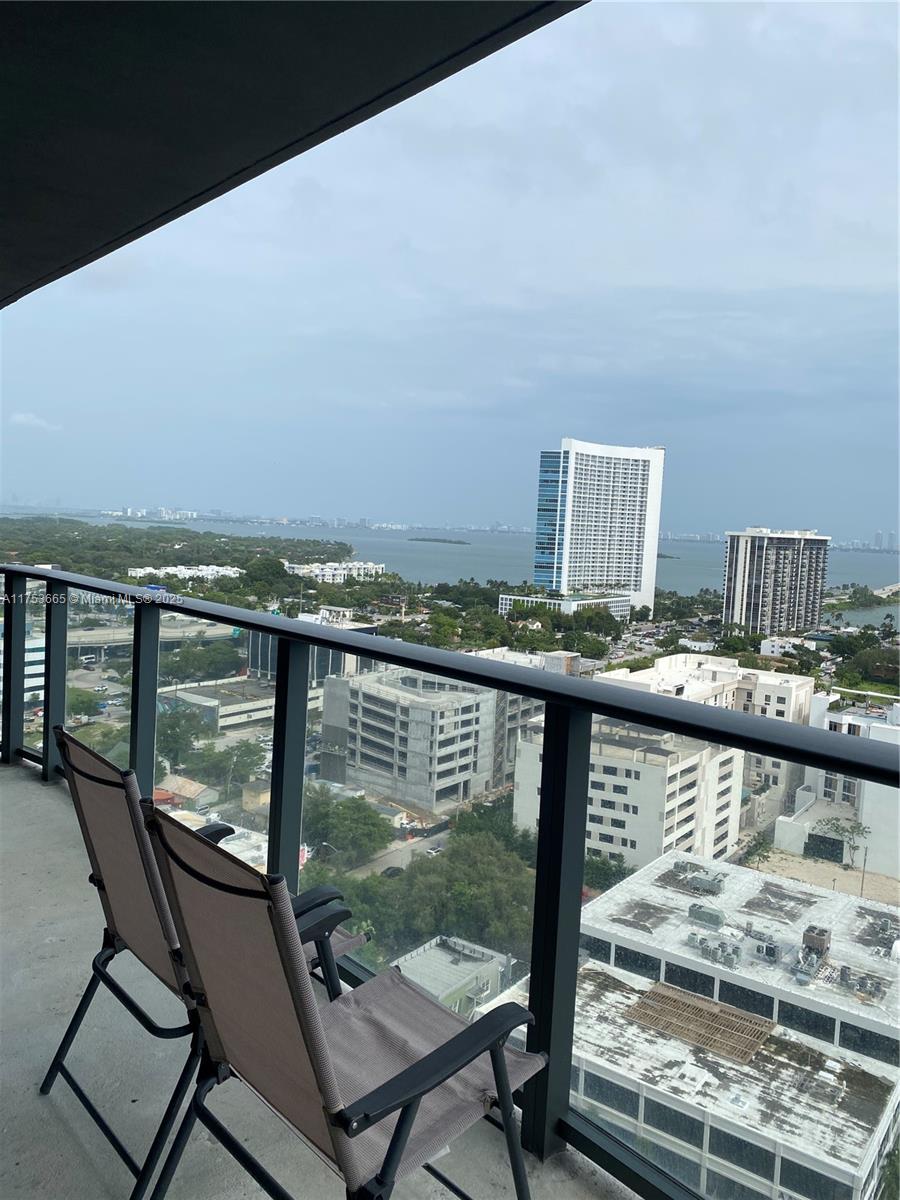 3401 MIDTOWN CONDO - Residential Lease