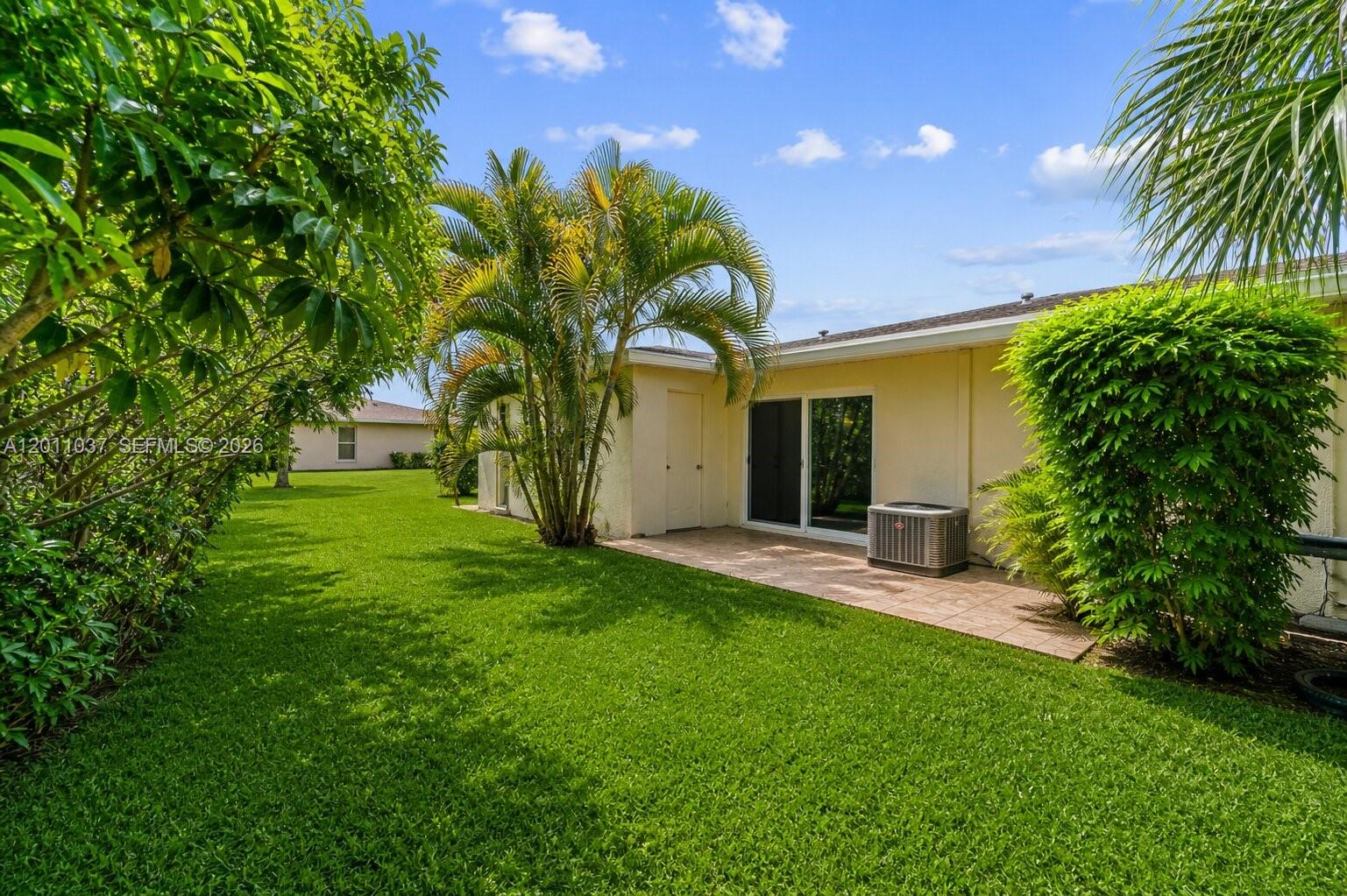 BOCA LAKES CONDO - Residential