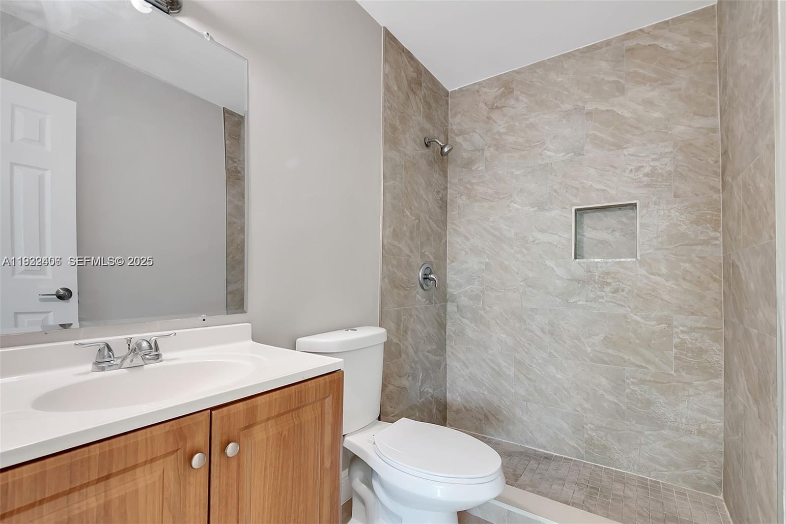 SAGA VIEW - Residential Lease