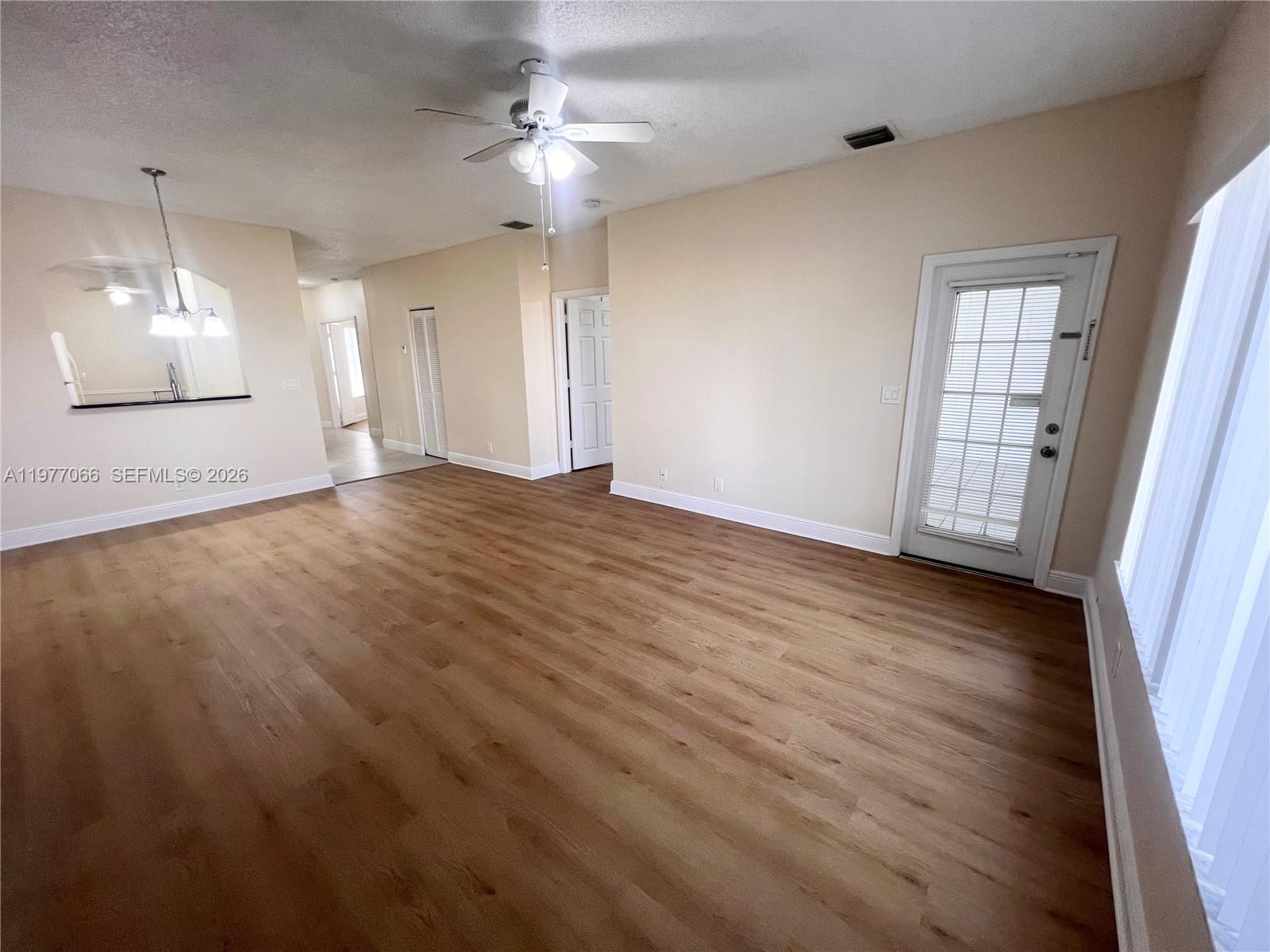 OLYMPIA & YORK RESIDENTIA - Residential Lease