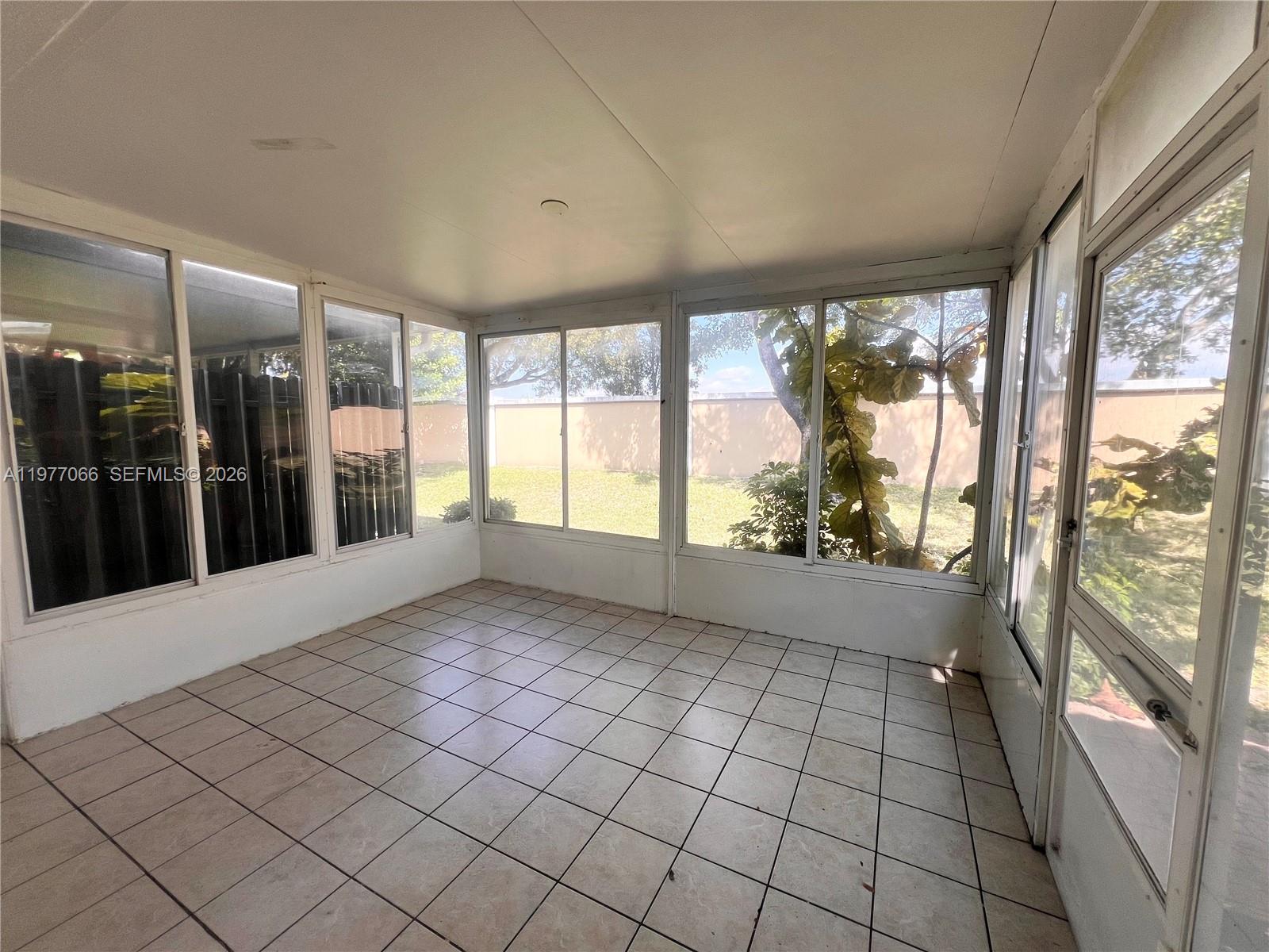 OLYMPIA & YORK RESIDENTIA - Residential Lease