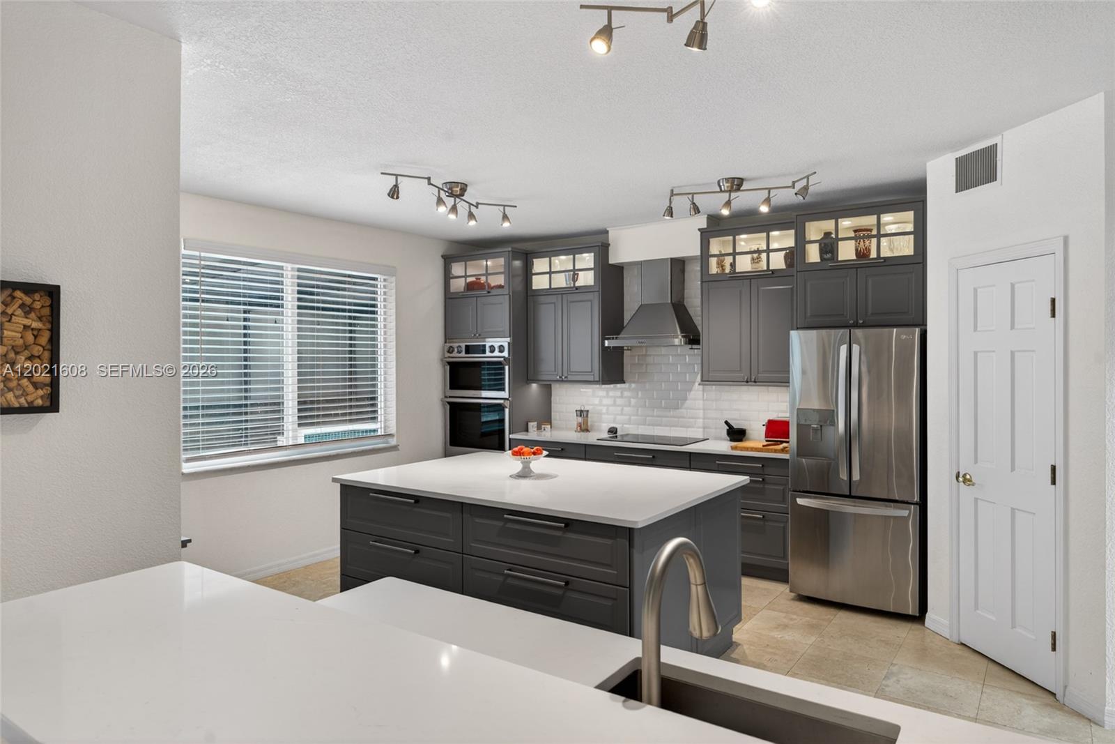 GROVES AT OLD CUTLER - Residential