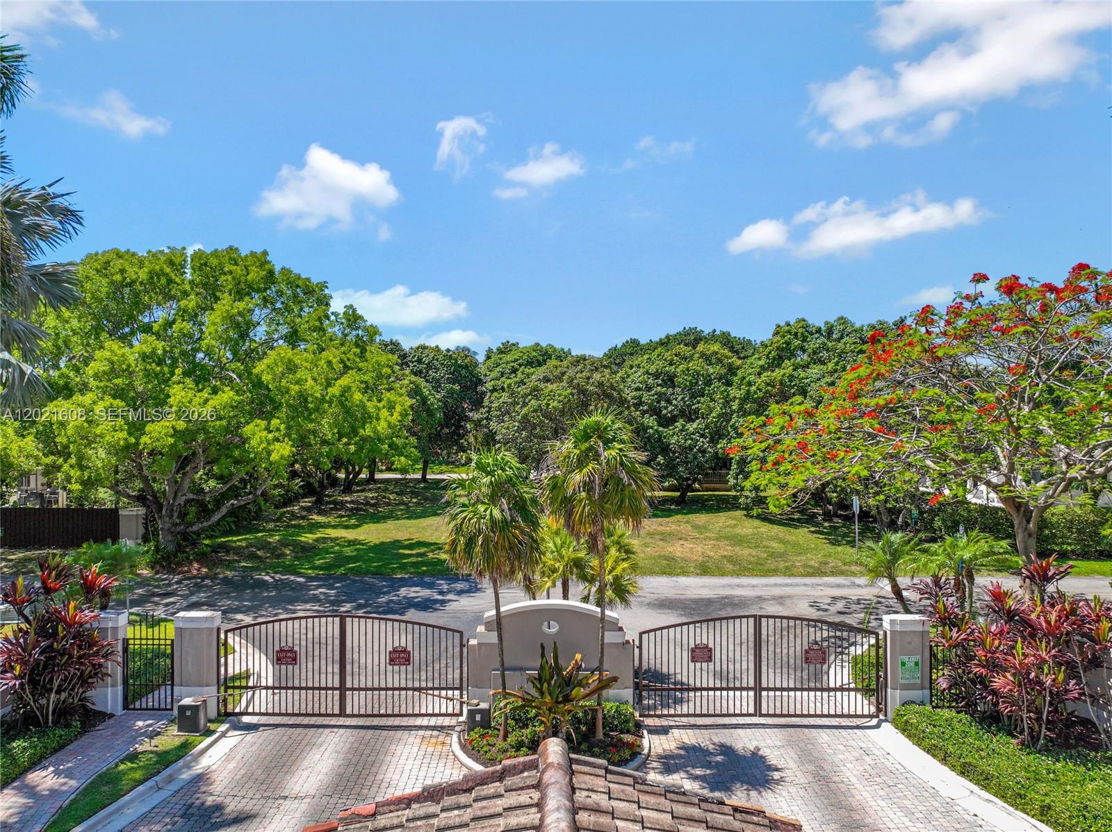 GROVES AT OLD CUTLER - Residential
