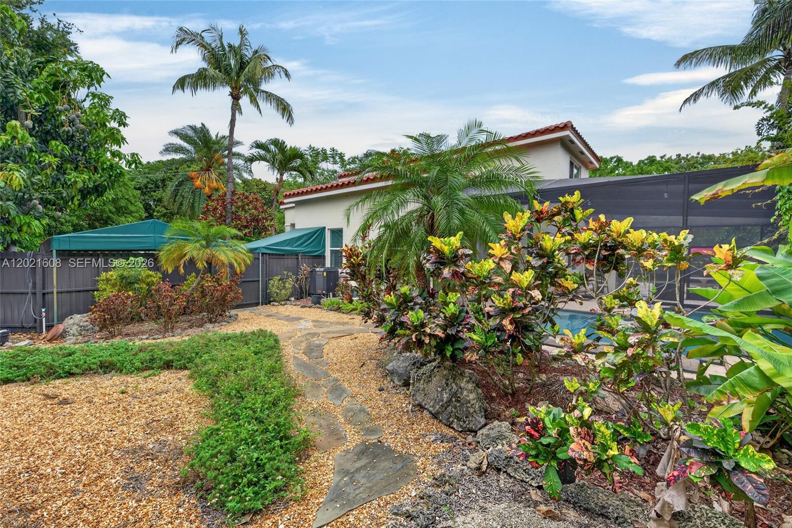 GROVES AT OLD CUTLER - Residential