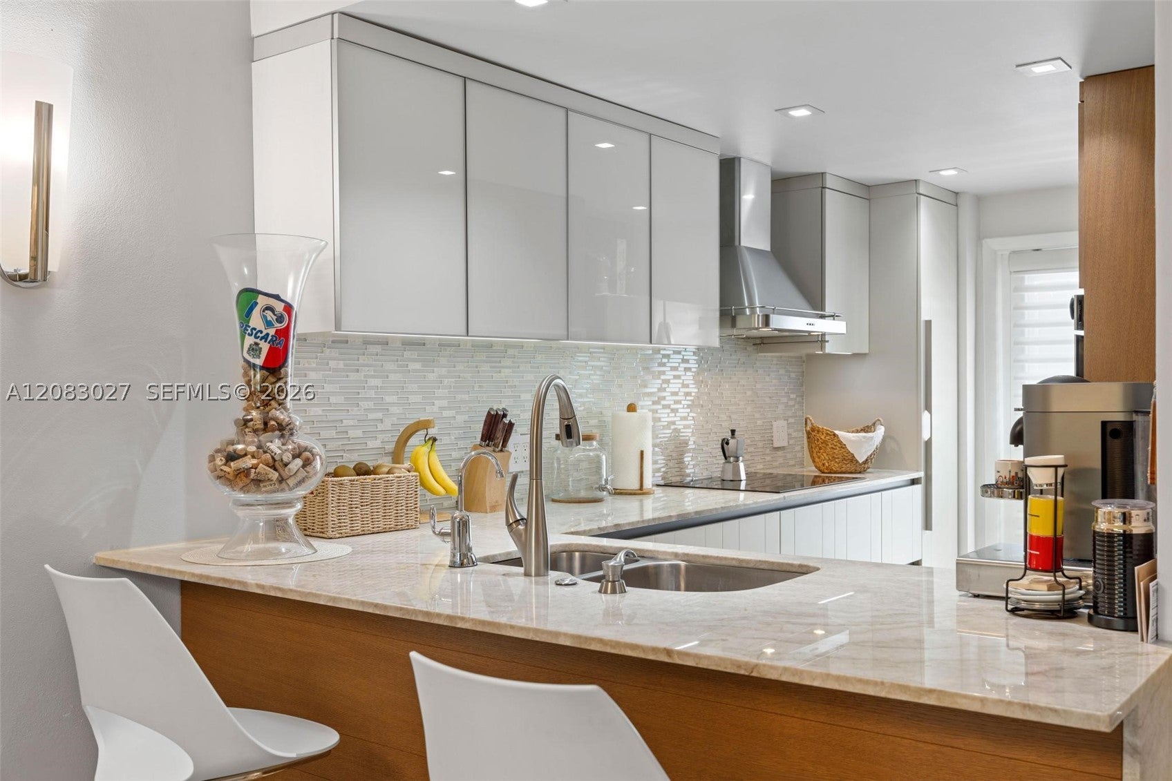 1000 SW 12th St 203