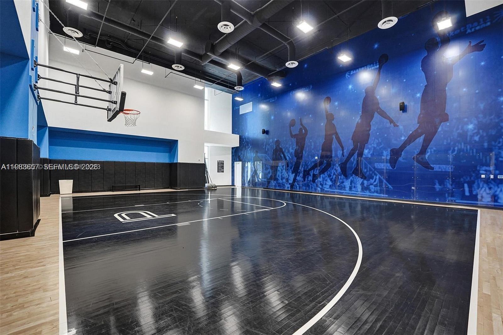 PARAMOUNT MIAMI WORLD - Residential Lease