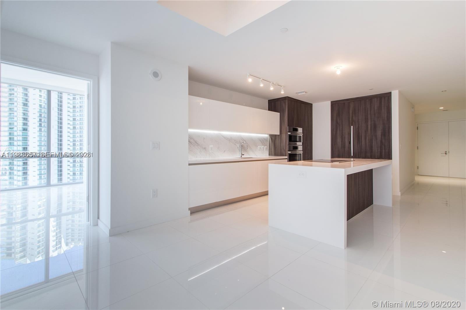 PARAMOUNT MIAMI WORLD - Residential Lease