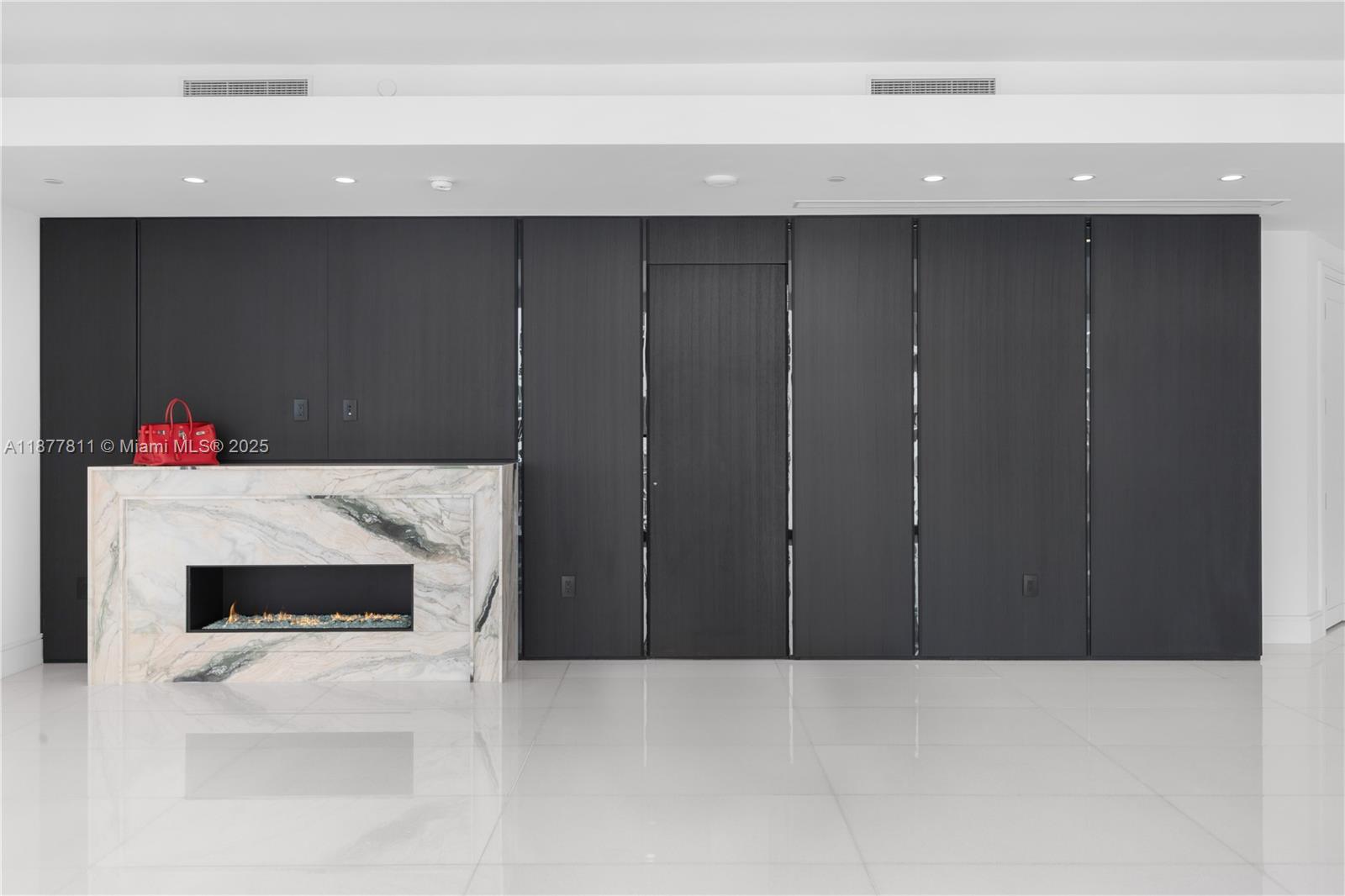 The Estates At Acqualina - Residential