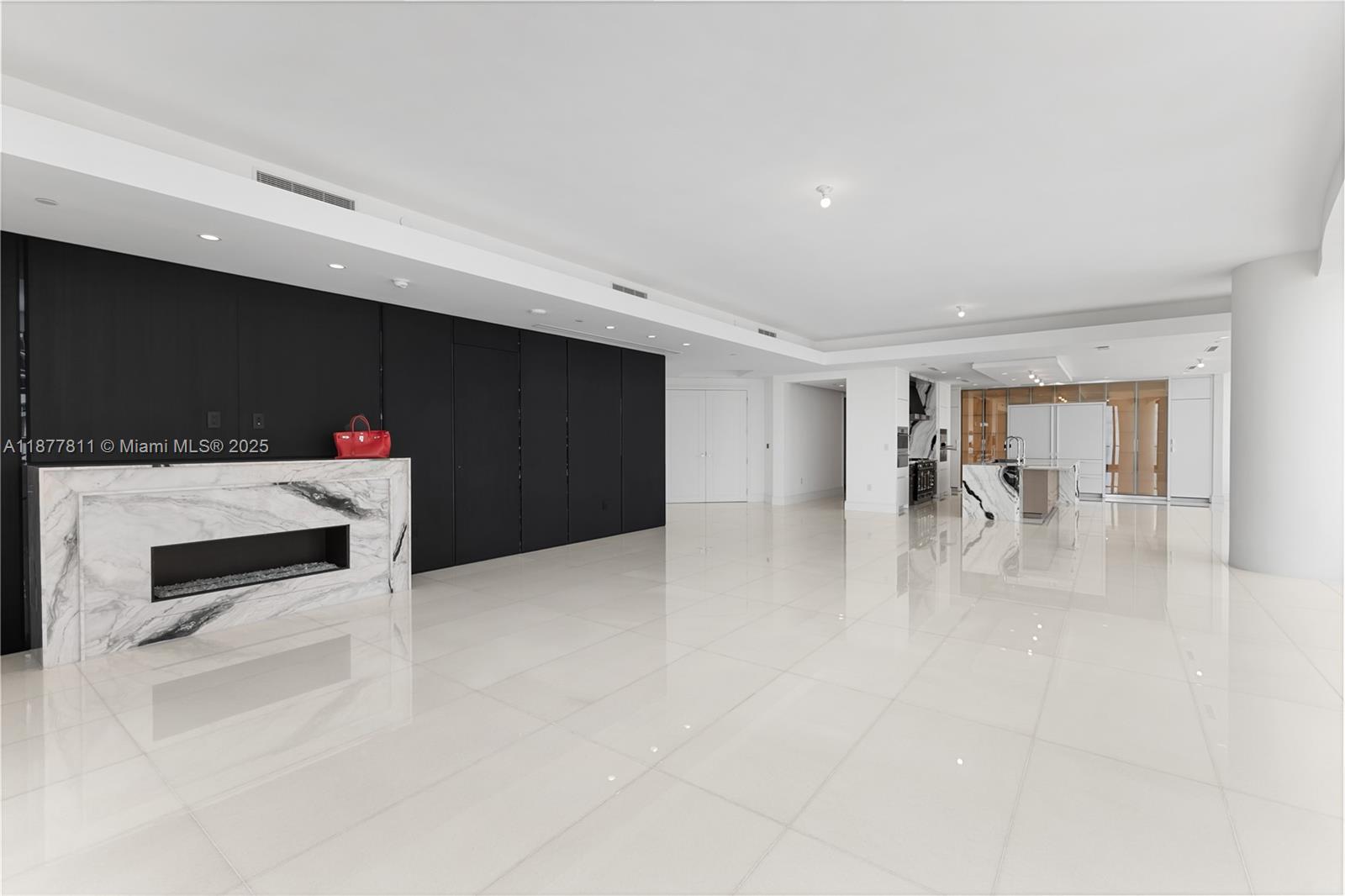 The Estates At Acqualina - Residential