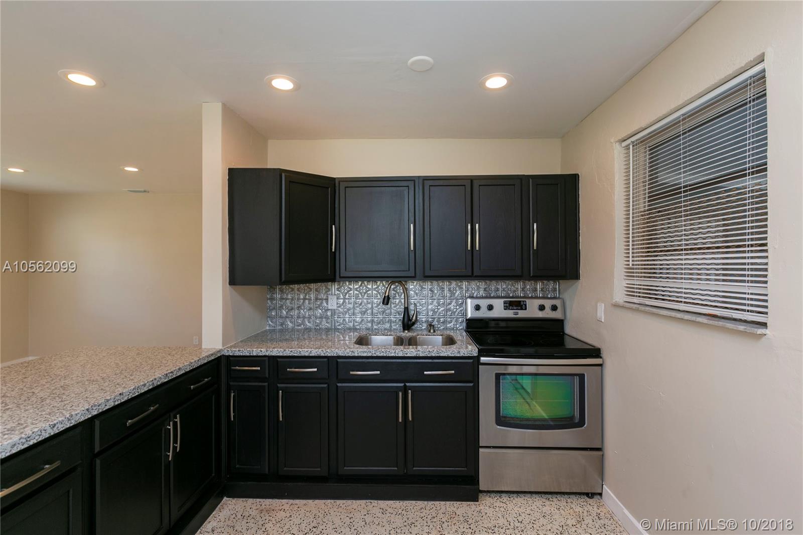 DIXIE HEIGHTS GARDEN - Residential