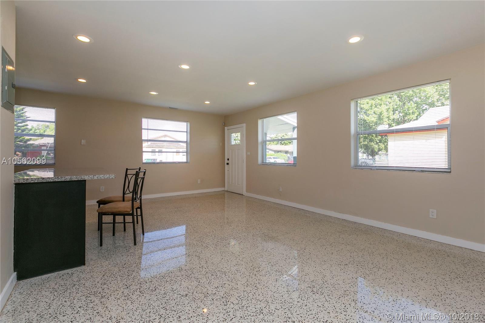 DIXIE HEIGHTS GARDEN - Residential