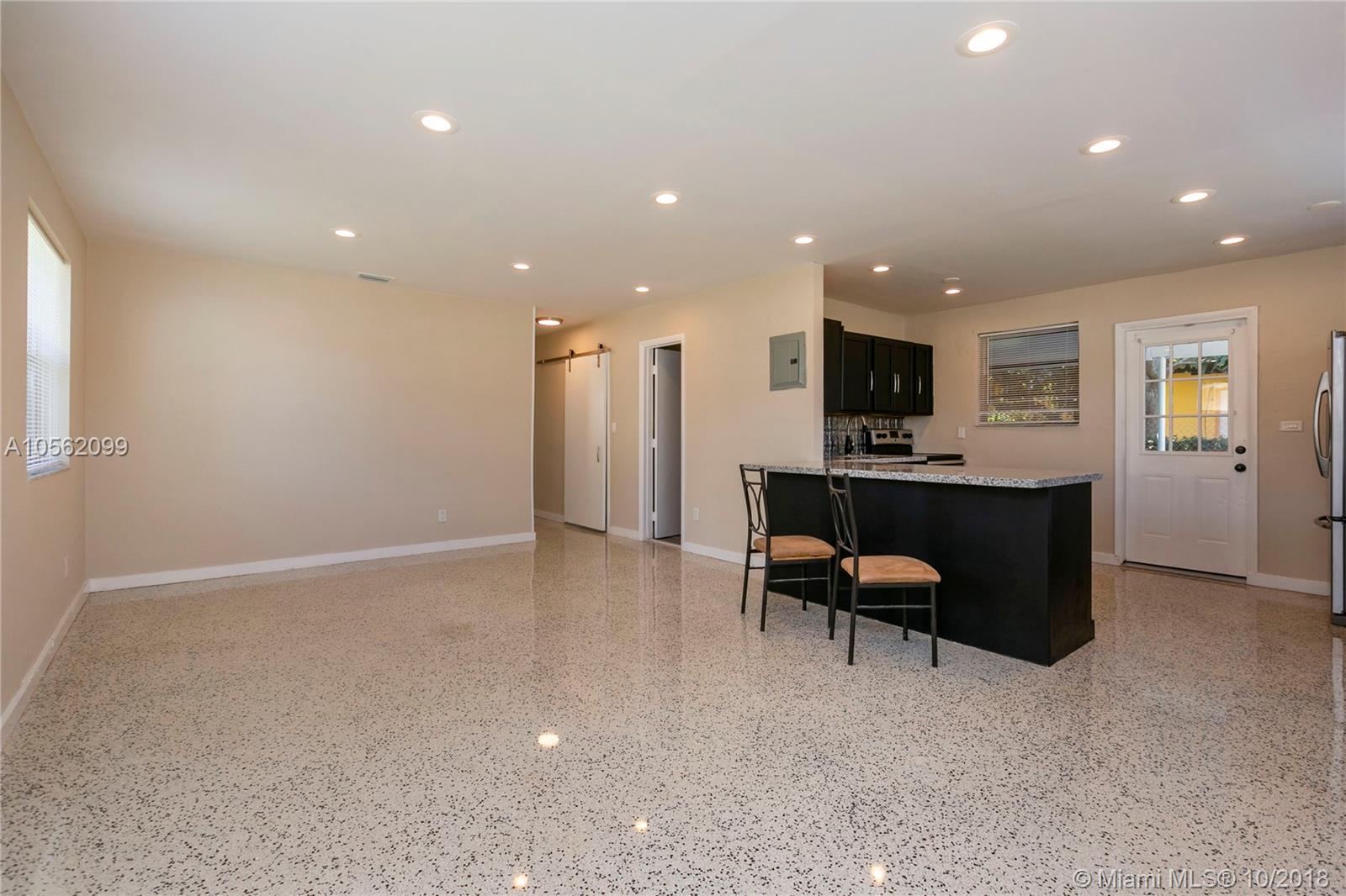 DIXIE HEIGHTS GARDEN - Residential