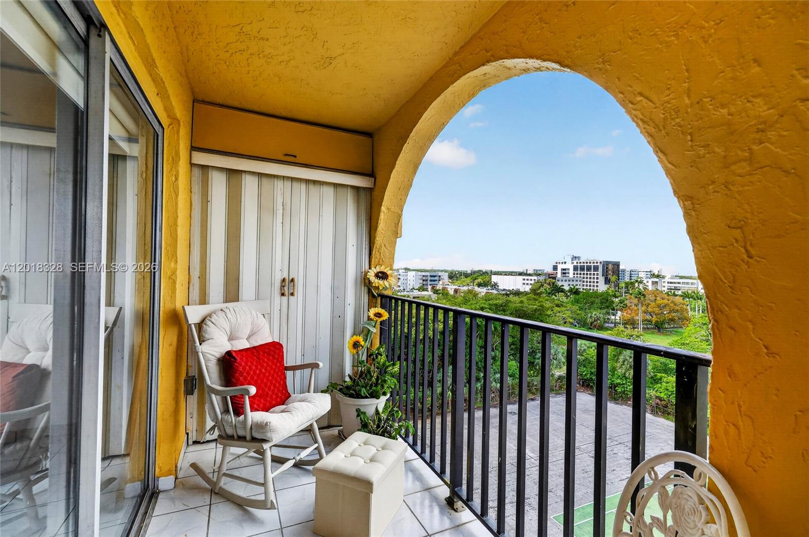 SUNSET VILLAS NO 3 CONDO - Residential