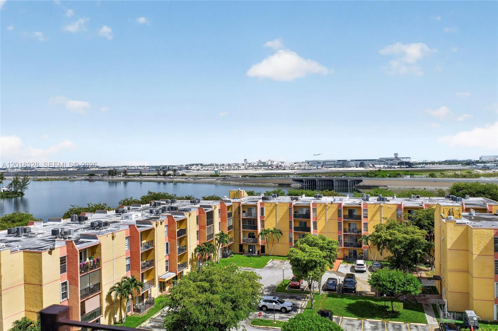 SUNSET VILLAS NO 3 CONDO - Residential