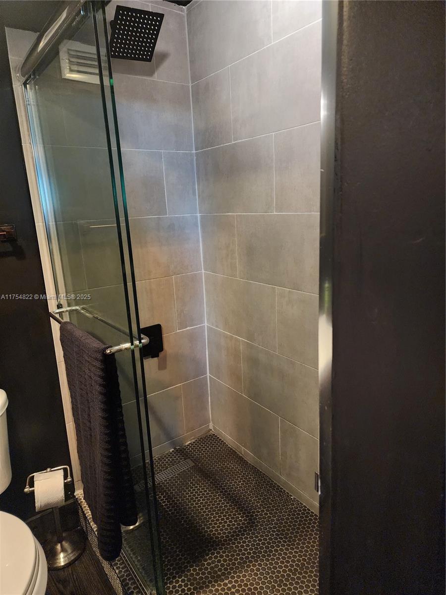 HOME TOWER CONDO - Residential