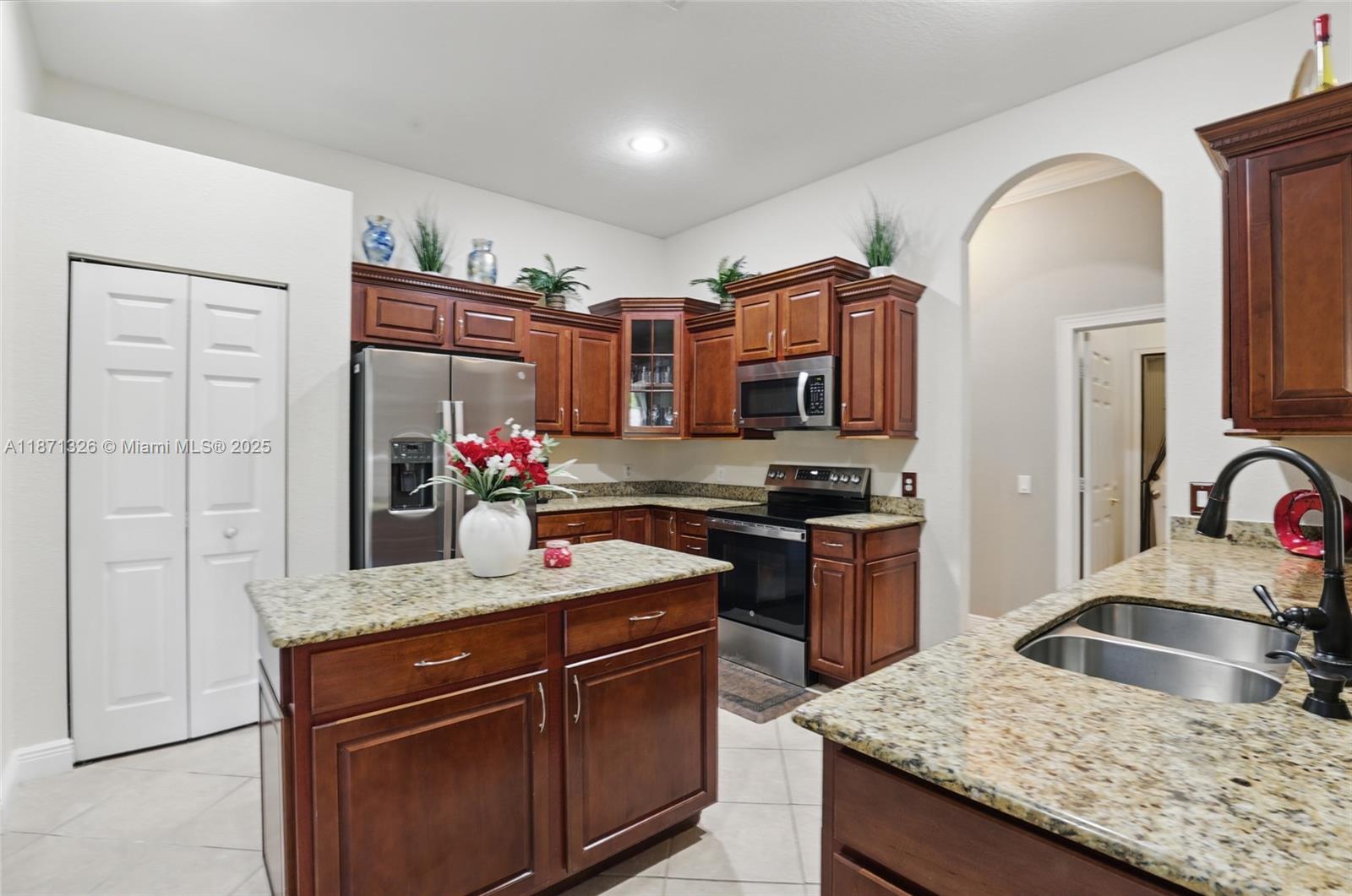 PORT ST LUCIE SECTION 12 - Residential Lease