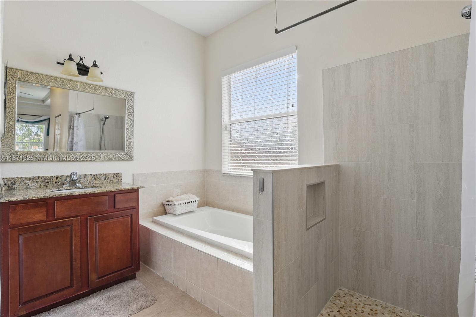 PORT ST LUCIE SECTION 12 - Residential Lease