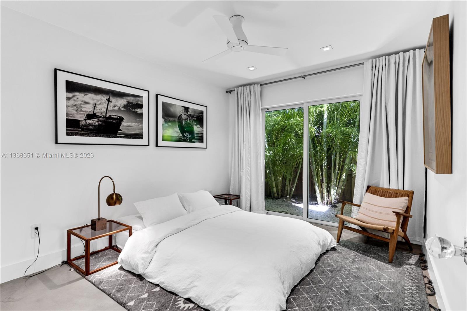 TROPICAL ISLE HOMES SUB 4 - Residential