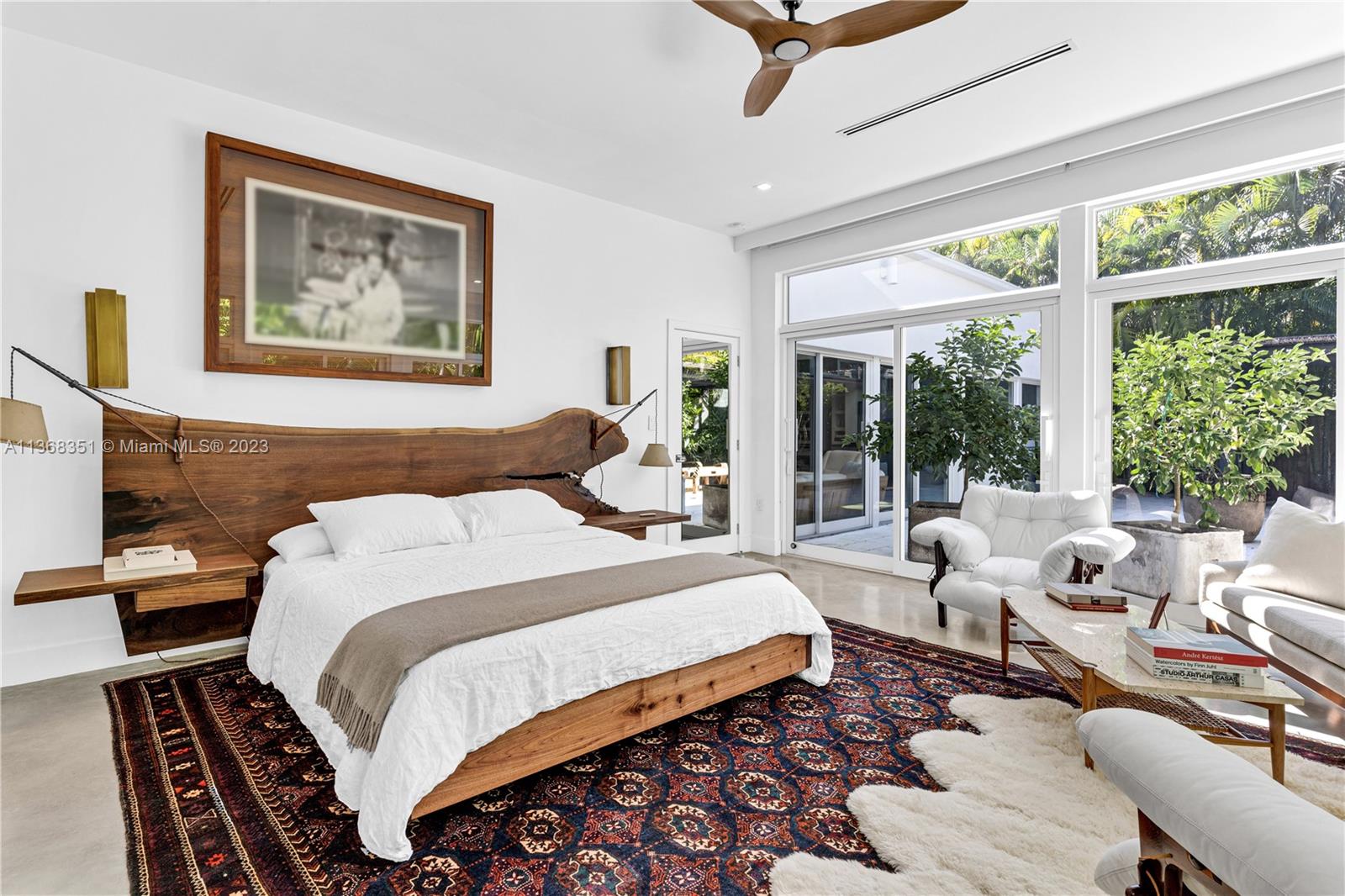 TROPICAL ISLE HOMES SUB 4 - Residential