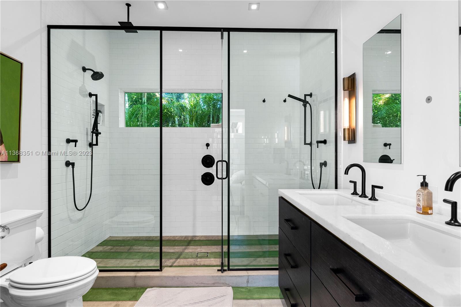 TROPICAL ISLE HOMES SUB 4 - Residential