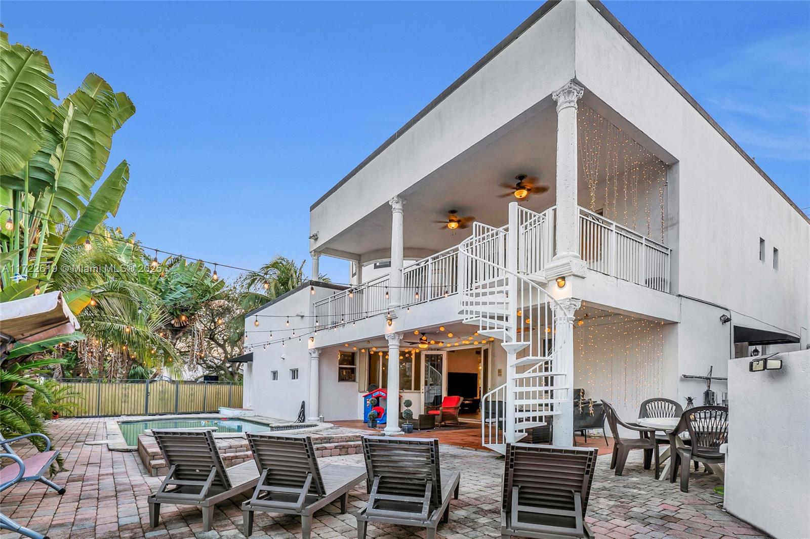 3RD ADDN TO ROYAL OAKS - Residential