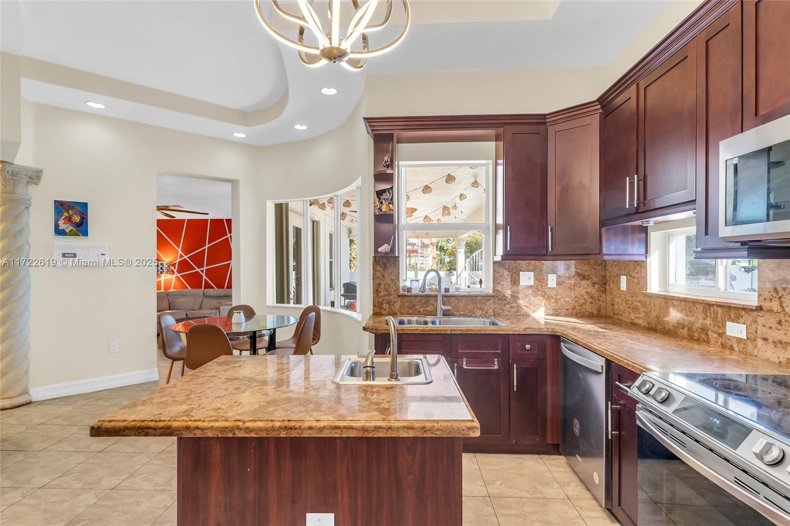 3RD ADDN TO ROYAL OAKS - Residential